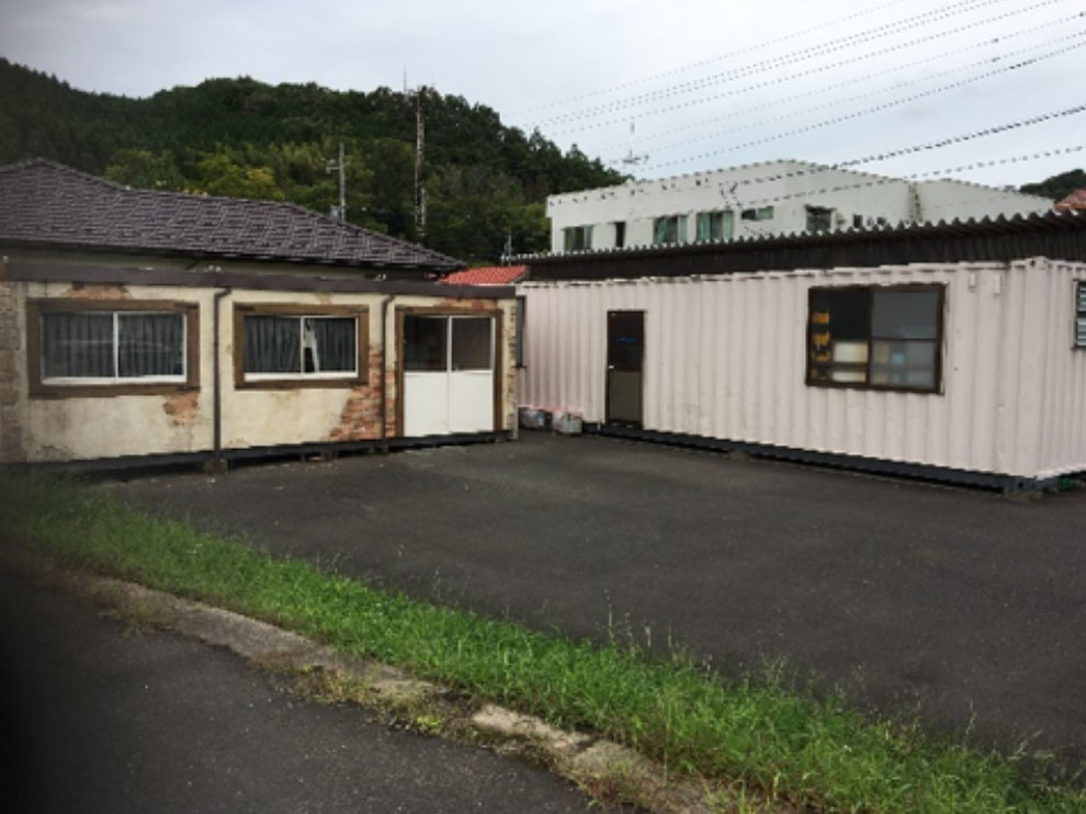 浦川塗装店事務所01